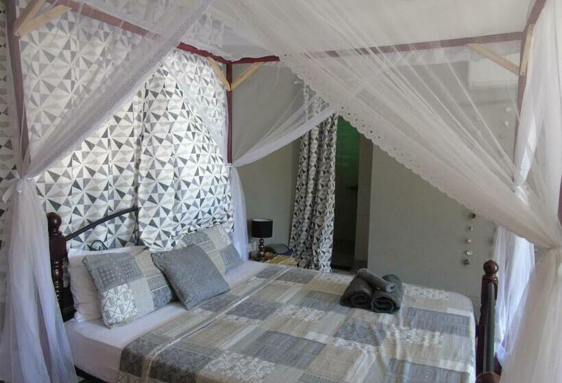 اتاق لوکس, Idc Guest House