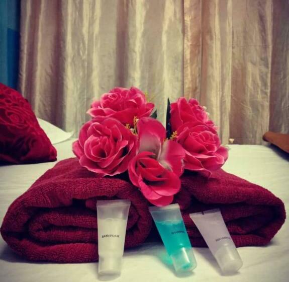 Номер Стандарт, Weng Kong