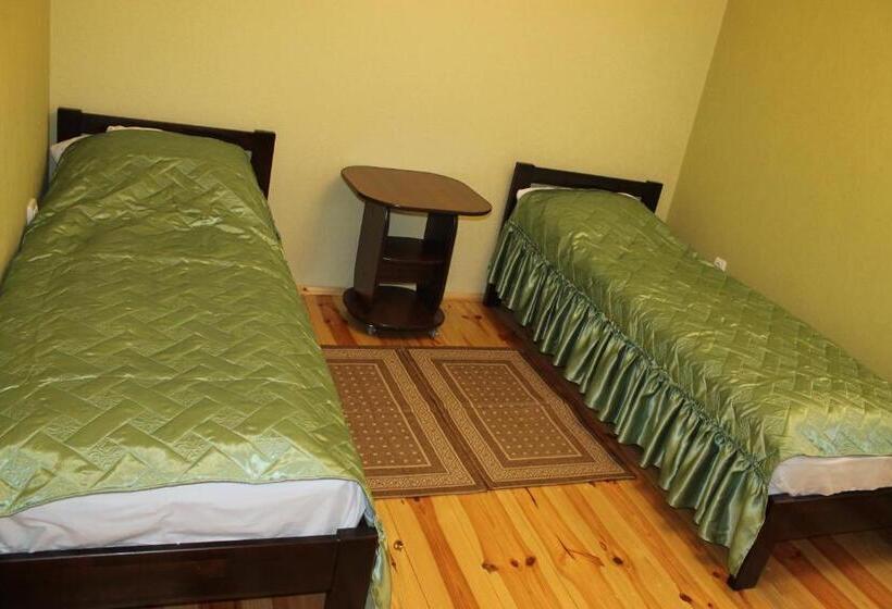 Номер Стандарт, Troyanda