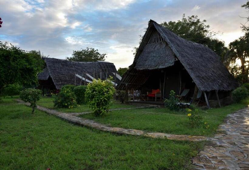 Tenda Deluxe, Bahari Pori Resort