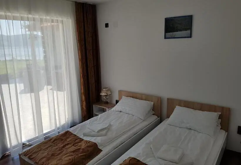 スタンダードルーム, Clisura Dunarii Pensiunea Casa Creta