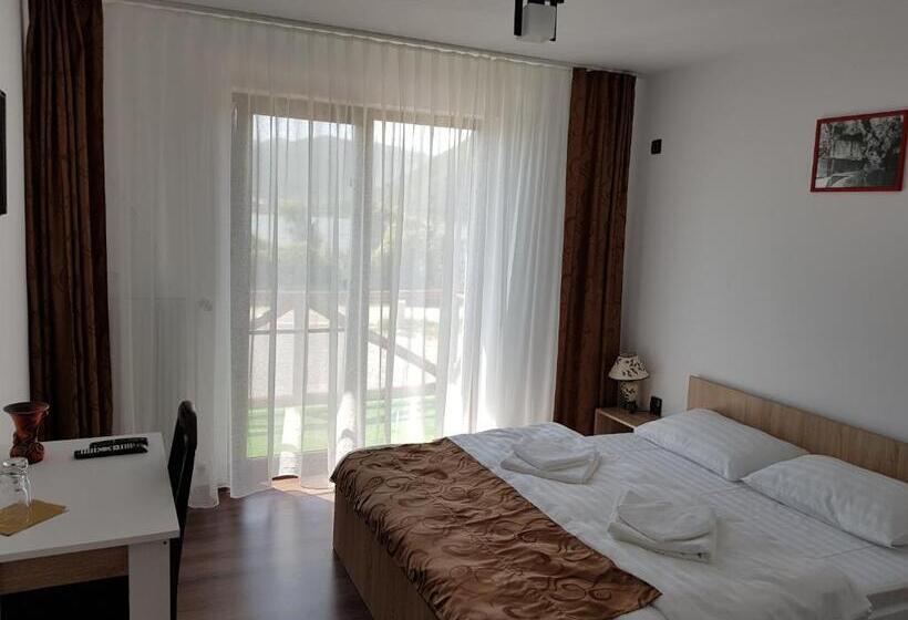 Номер Стандарт, Clisura Dunarii   Pensiunea Casa Creta