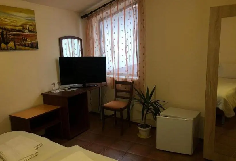 スタンダードルーム, хотел лодката