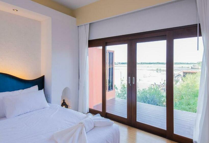 标准三人间, Baan Talay See Cream Resort