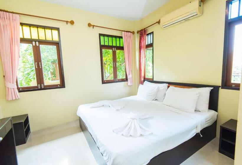 4间卧室的房子, Baan Talay See Cream Resort