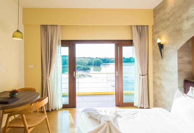 디럭스 룸, Baan Talay See Cream Resort