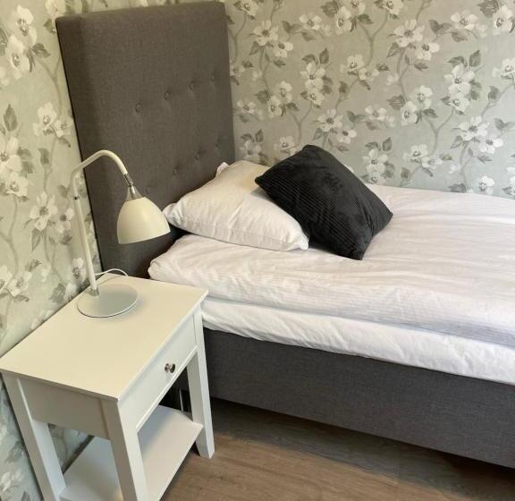 חדר סטנדרט יחיד, L Luspen