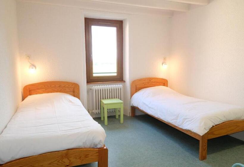 이코노미 룸, Les Quatre Vents