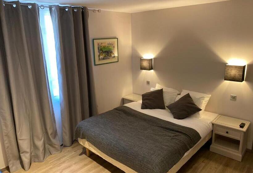 Люкс 2 Спальни, Logis Du Champ De Mars