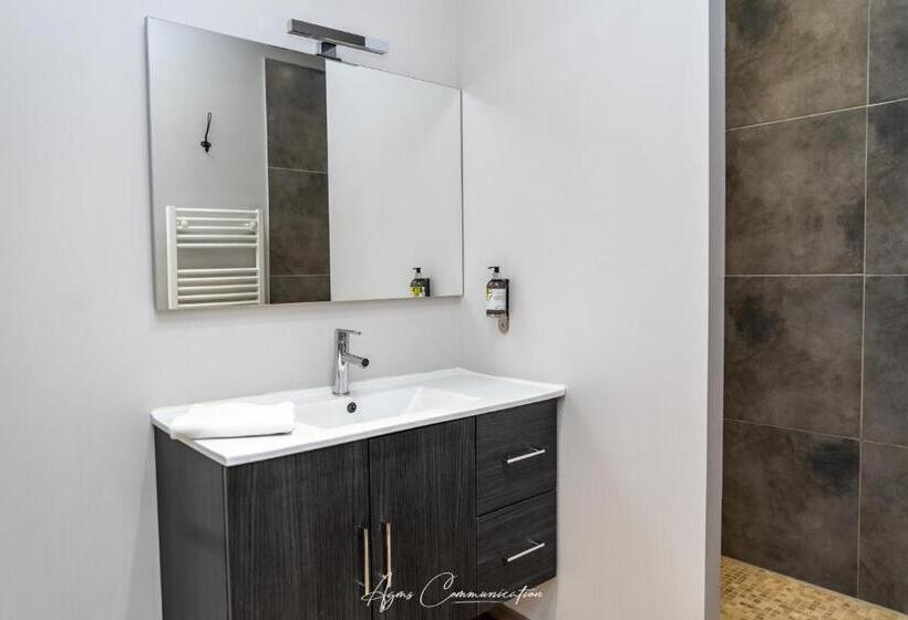 جناح غرفتين نوم, Logis Du Champ De Mars