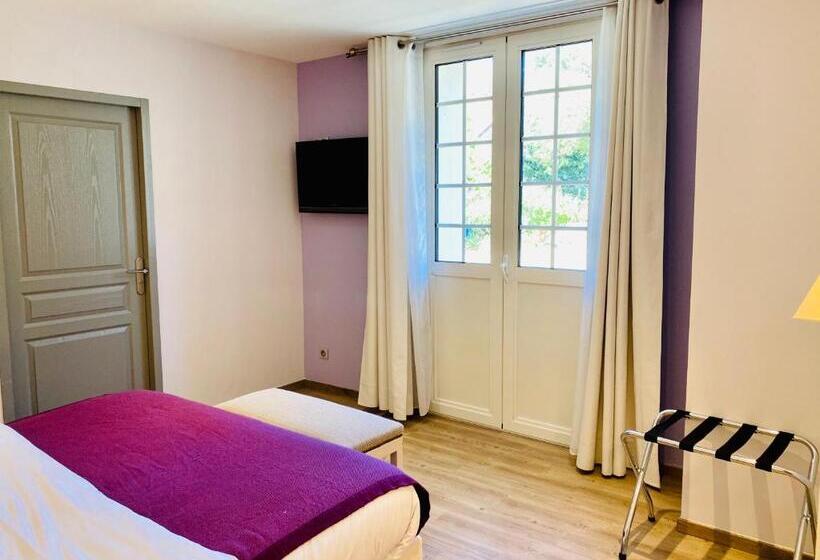 غرفة قياسية, Logis Du Champ De Mars