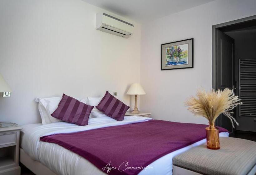 غرفة قياسية, Logis Du Champ De Mars