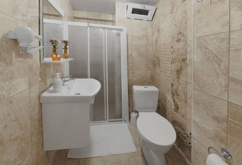 스탠다드 룸, Tuna