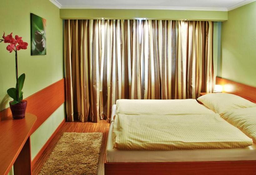 חדר סטנדרט יחיד, & Wellness Lesanka