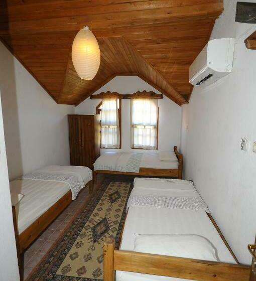اتاق استاندارد سه نفره, Olympos Koyevi Countryhouse