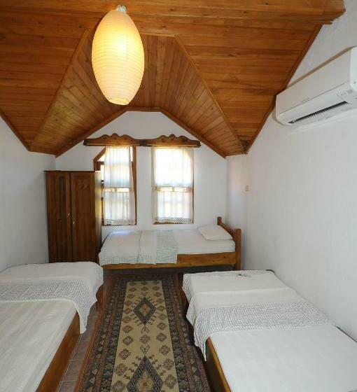 اتاق استاندارد سه نفره, Olympos Koyevi Countryhouse