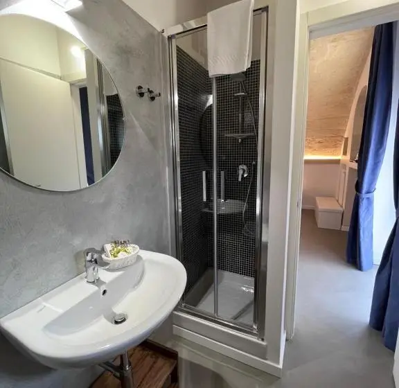 اتاق استاندارد, Il Giramondo Suite&room