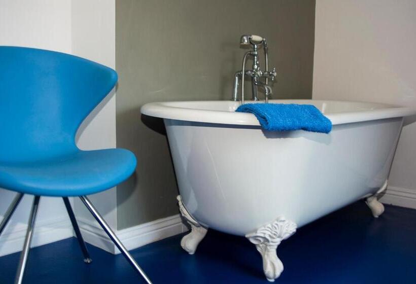 غرفة قياسية ثلاثية, Percy Terrace Bed And Breakfast