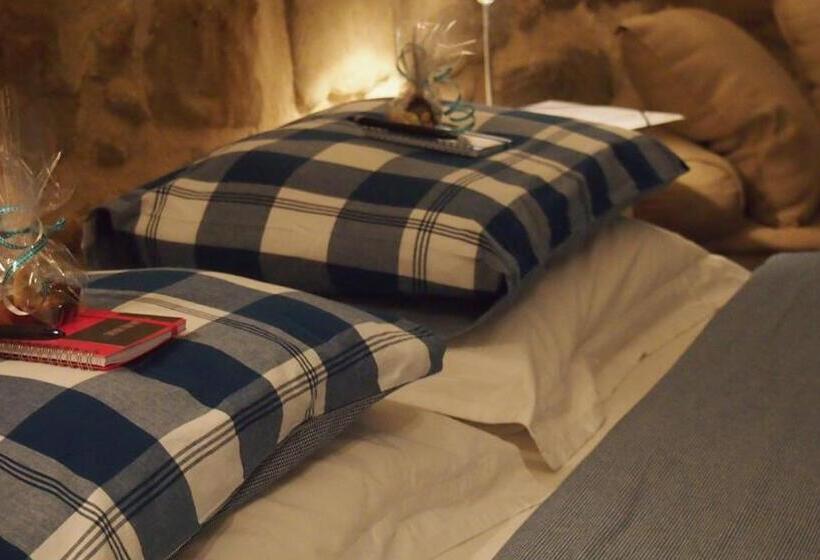 חדר דחוקס עם מיטת קינג, Vandenbeld Wines B&b