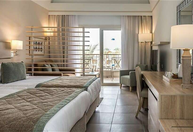 اتاق سوپریور با تخت دو نفره بزرگ, Jaz Makadi Gardens  Tui Blue Makadi Gardens  Adults Friendly 16 Years Plus