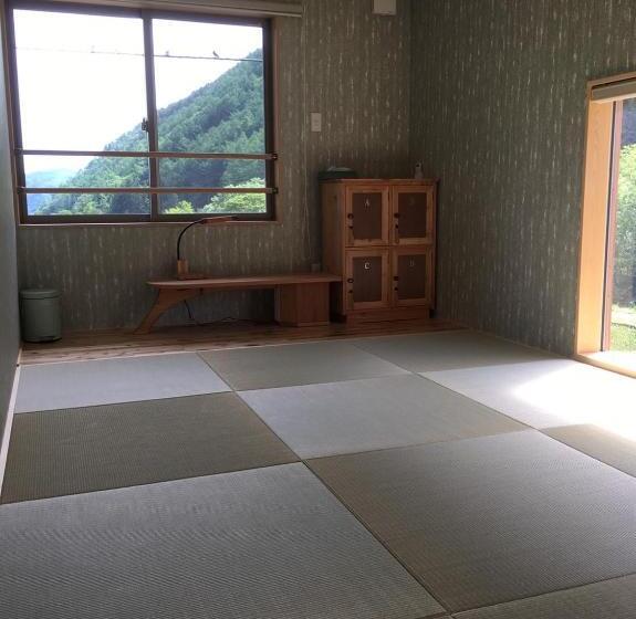 Семейный Номер, Guesthouse Kazenowa