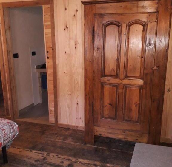 Номер Стандарт, Osteria L Iero D Eima