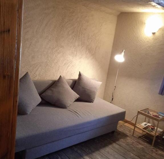 Номер Стандарт, Osteria L Iero D Eima