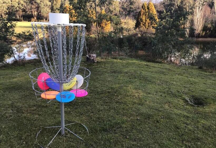 Бунгало Deluxe, Stephanie’s Country Cottages