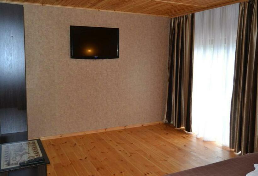 침실 1개 발코니 아파트, Bilovoddya