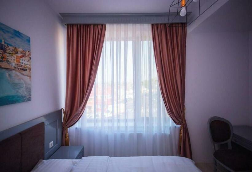 스탠다드 룸, Glaris