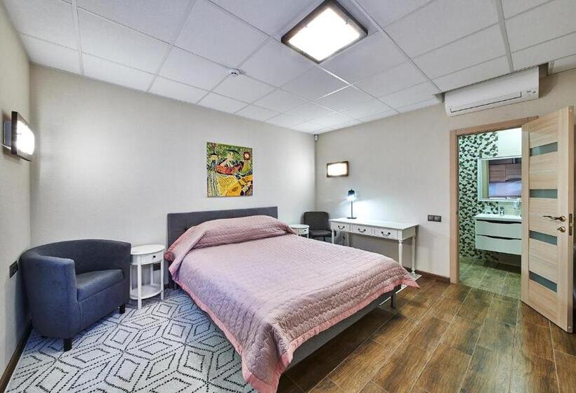 חדר סטנדרט, Goodlife Park