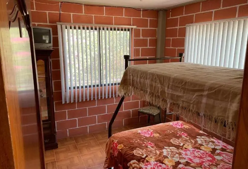 バス共有のスタンダードルーム, Hostería Vista Del Valle