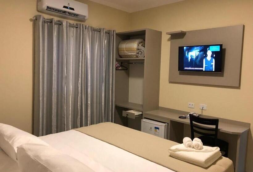 豪华房间, Renascer