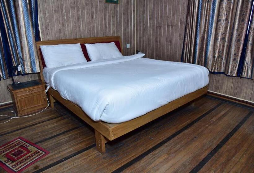 빌라 침실 1개, Snow King Retreat Himalayan View , Revolving Restaurant , Pinewood Cottages , Huts , Villas , Rooms