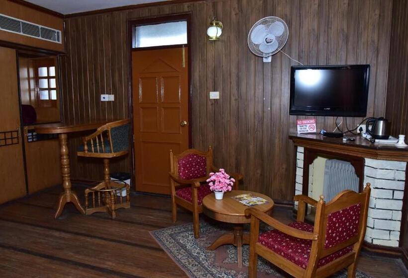 빌라 침실 1개, Snow King Retreat Himalayan View , Revolving Restaurant , Pinewood Cottages , Huts , Villas , Rooms