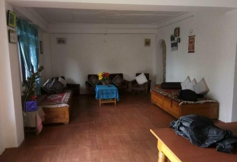 غرفة قياسية, Vamoose Kamala