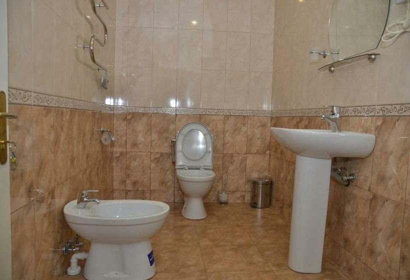 低层单卧公寓, Zatishok