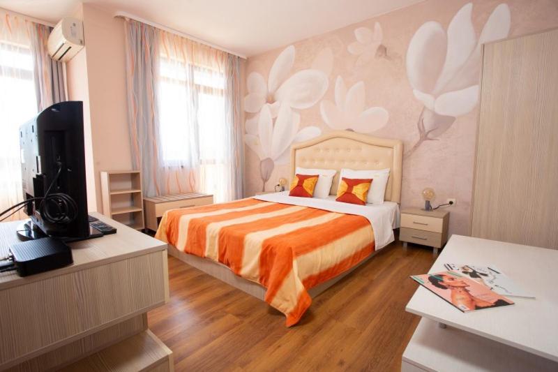 コンフォートトリプルルーム, Guest House Arima