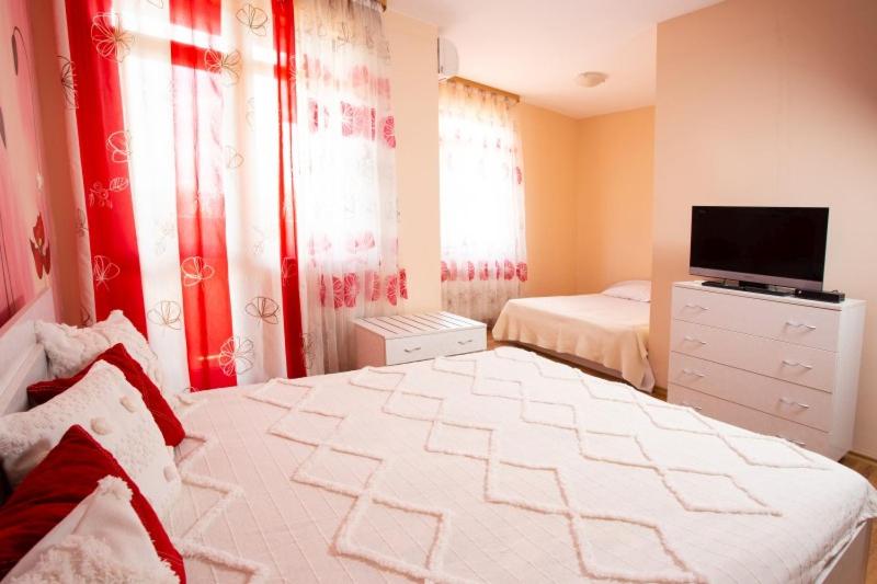 Трехместный Номер Комфорт, Guest House Arima