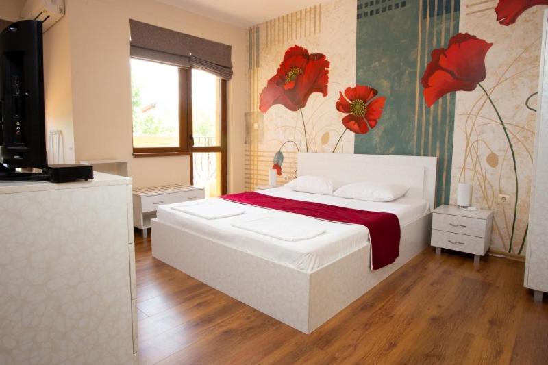 コンフォートトリプルルーム, Guest House Arima