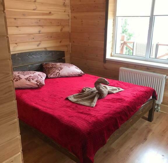 جناح عائلي, Hirska Kazka