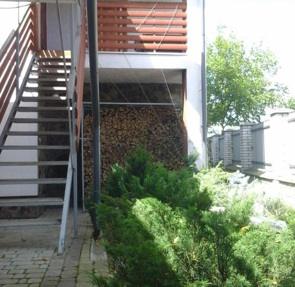 اتاق خانوادگی با چشمانداز کوه, коттедж Leleka Vyzhnynsia