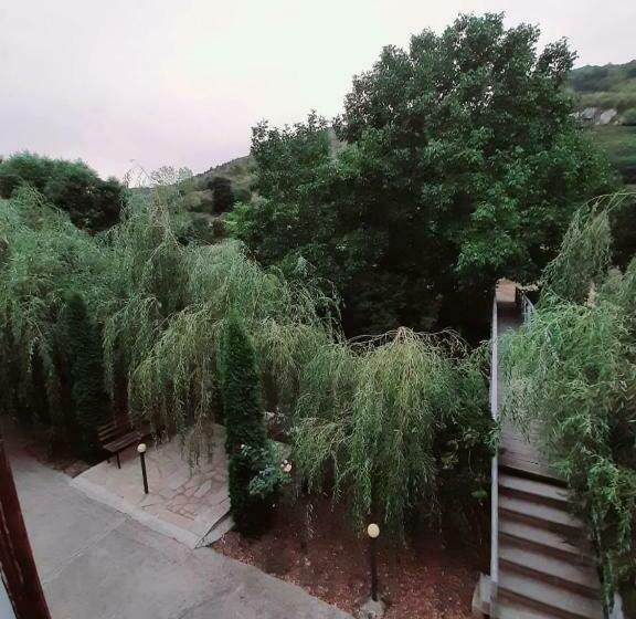 Deluxe room with river view, Menua