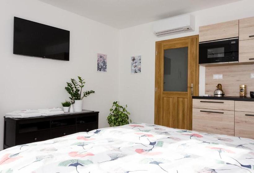 침실 1개 아파트, Apartmány U Kotačků