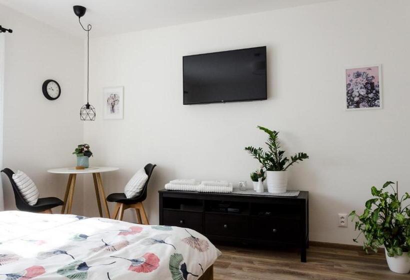 آپارتمان 1 خوابه, Apartmány U Kotačků