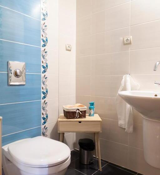 غرفة ديلوكس سرير كينج, Fiastyúk Udvarház