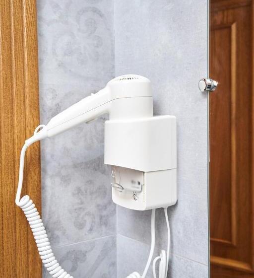 اتاق لوکس سه تخته, східний