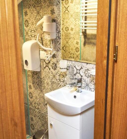 اتاق سوپریور با تخت بزرگ, східний