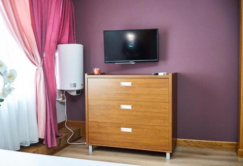 اتاق سوپریور با تخت بزرگ, східний