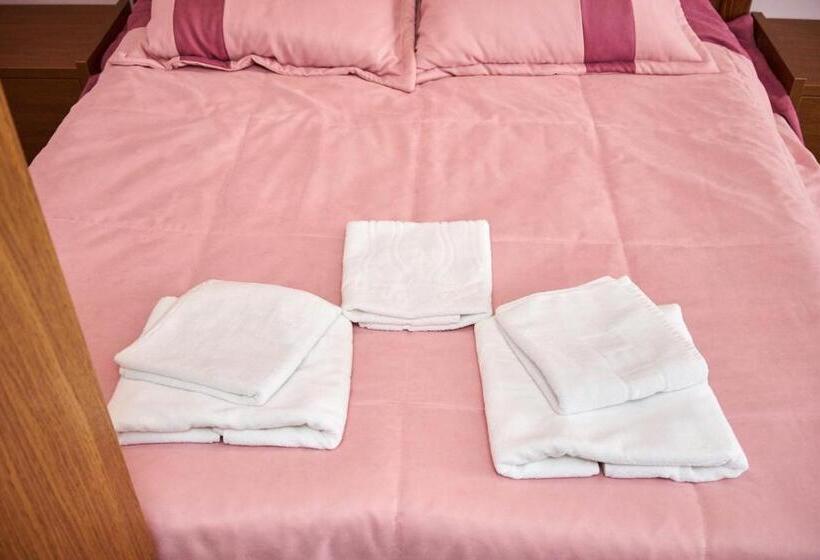 اتاق سوپریور با تخت بزرگ, східний